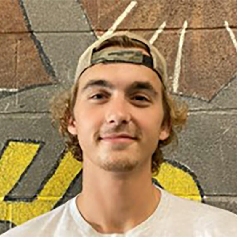 Lem Vardy coach at CrossFit HPC